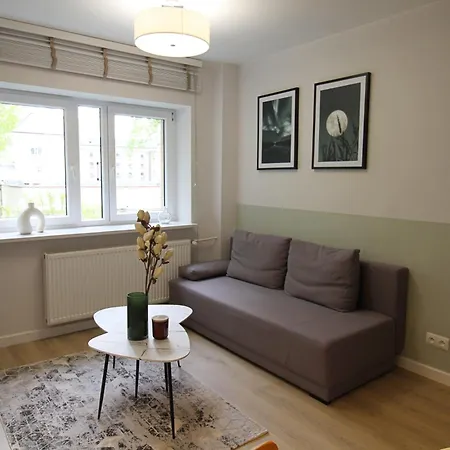 Nowolipie 31 - Bezplatny Parking - Free Parking - Better