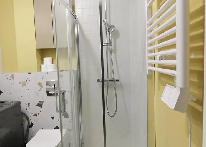 Nowolipie 31 - Bezplatny Parking - Free Parking - Better * Warszawa